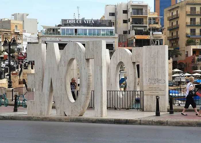 Modern Stylish Apartment - 2 Bedroom & 2 Bathroom Apartment - Spinola Bay, St Julians
