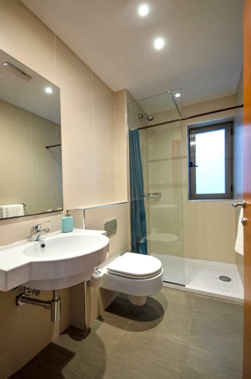 Appartement Modern Stylish - 2 Bedroom & 2 Bathroom - Spinola Bay, St Julians