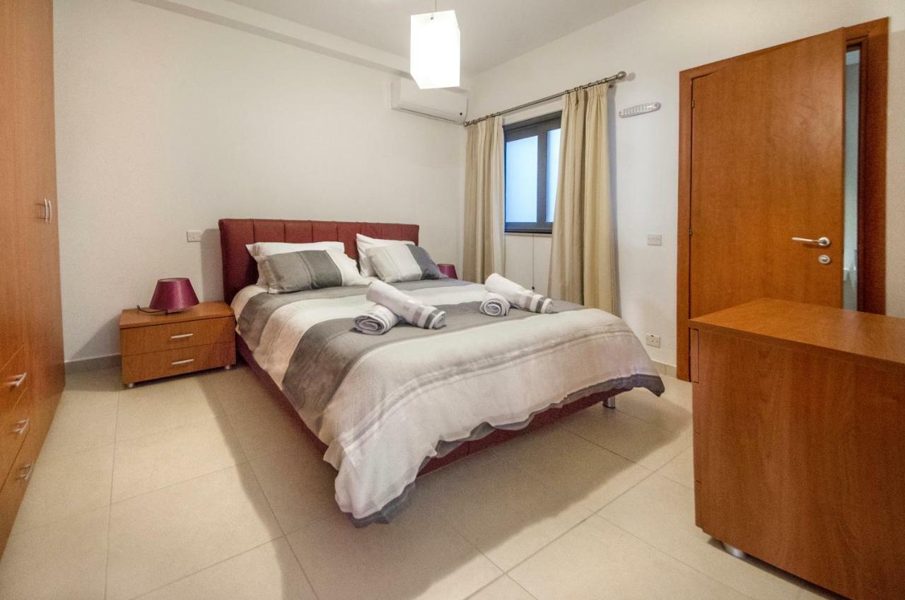 Appartement Modern Stylish - 2 Bedroom & 2 Bathroom - Spinola Bay, St Julians *