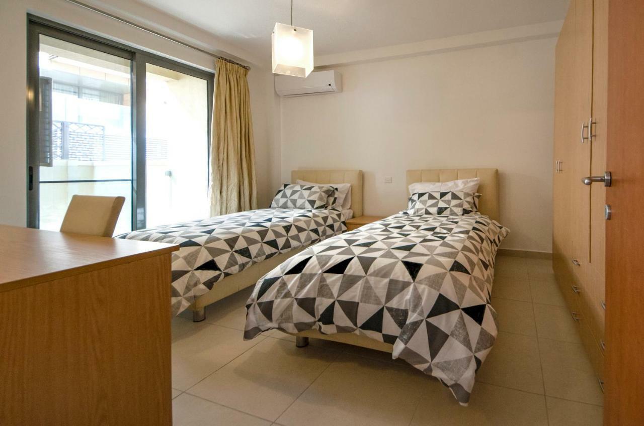 Appartement Modern Stylish - 2 Bedroom & 2 Bathroom - Spinola Bay, St Julians